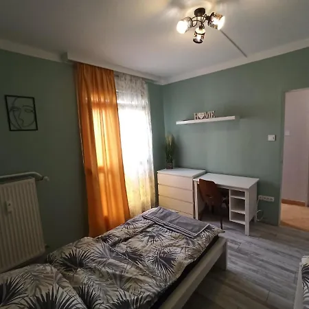 Apartment Aron