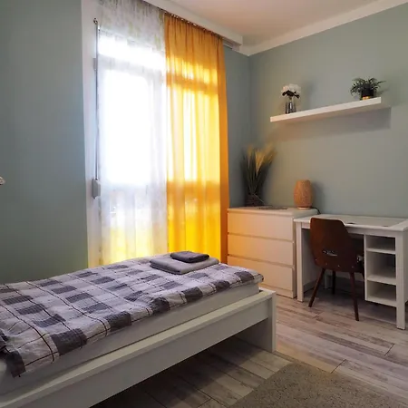 Διαμέρισμα Aron *